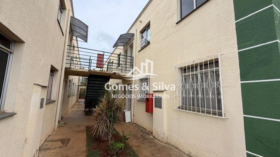casa-venda-bairro-vale-dos-aracas-mateus-leme-mg-1151058